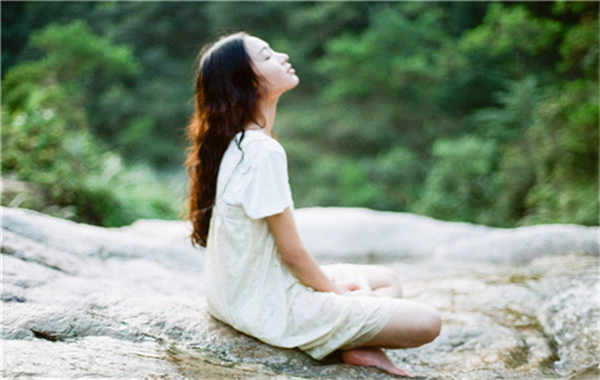 乐业抽血鉴定胎儿性别费用(做胎儿性别鉴定费用多少钱)